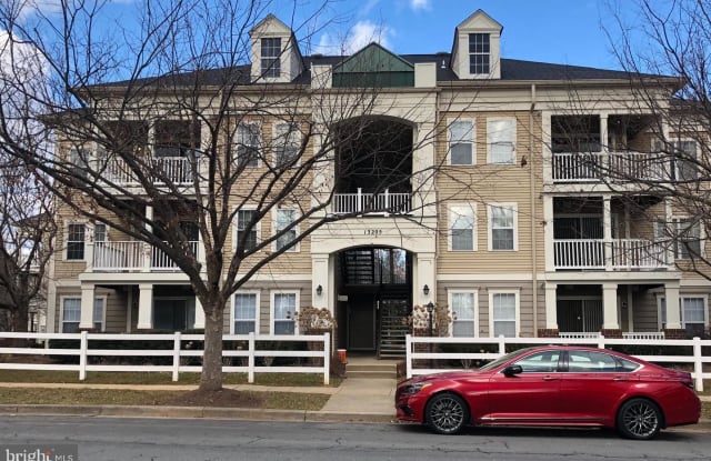 13205 CLOPPERS MILL DR 13A Germantown, MD apartments