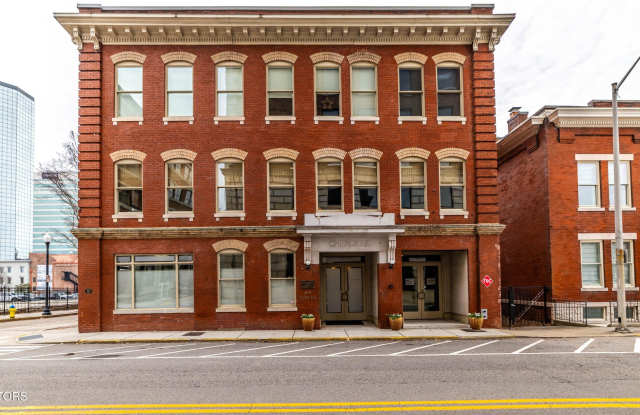 Photo of 400 W Church Ave