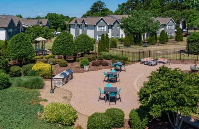 The Weathersby at Station Circle