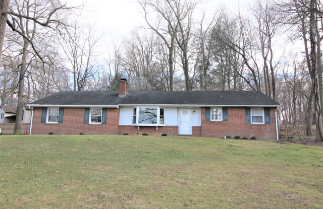 5 Blackburn Rd - 5 Blackburn Road, Lancaster County, PA 17566