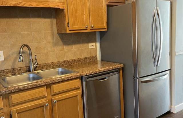 2203 Rossiter Parkway