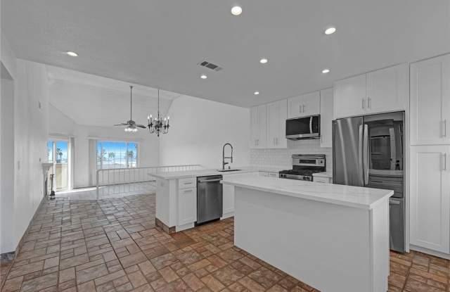 630 Island View Circle