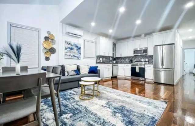 Photo of 18825 Keeseville Avenue unit: 1