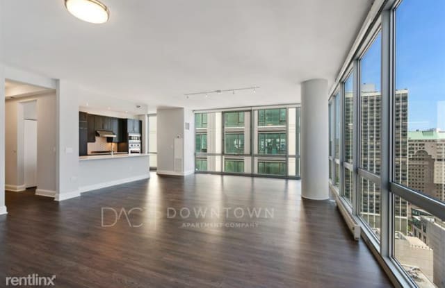 1 W Delaware Pl - 1 West Delaware Place, Chicago, IL 60610