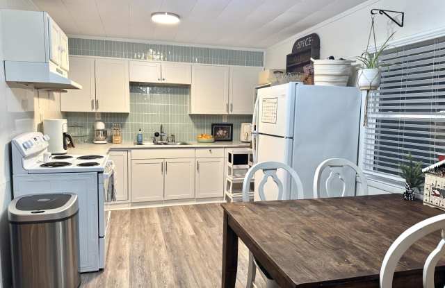 921 N Yaupon Terrace unit: A