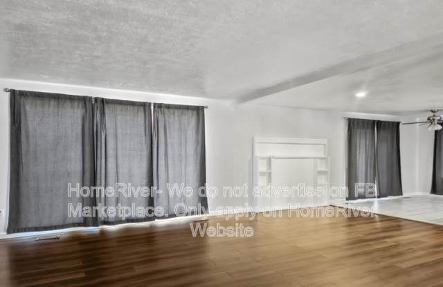 6806 W Johannsen Ave