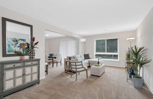 Photo of Hermitage Square Apartments