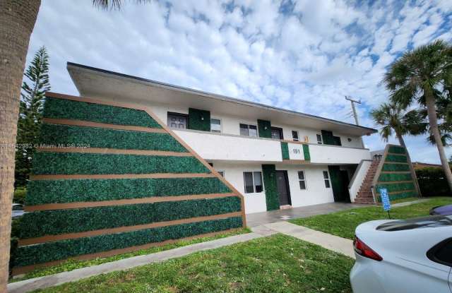 191 Southwest 15th Street - 191 Southeast 15th Street, Pompano Beach, FL 33060