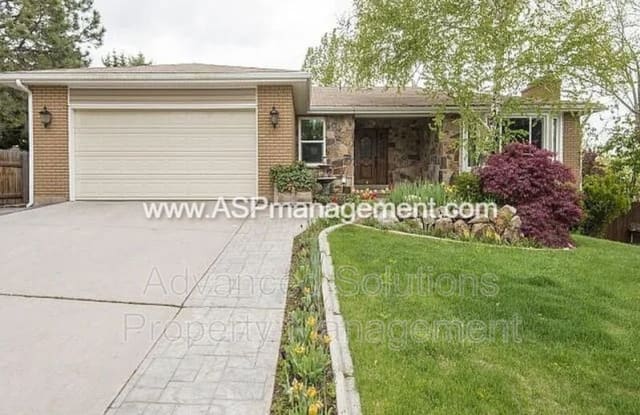 2404 E Hunts End Dr - 2404 East Hunts End Drive, Sandy, UT 84092