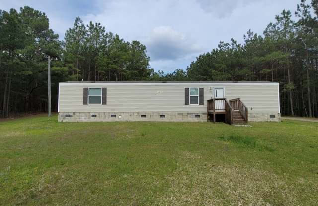 2 Bedroom 2 Bath Home Located on a Large Wooded Lot w/ Acreage w/ Lots of Privacy! - 720 Treebark Lane, Harnett County, NC 28326