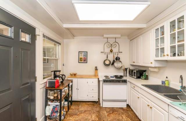 404 South 5th Avenue