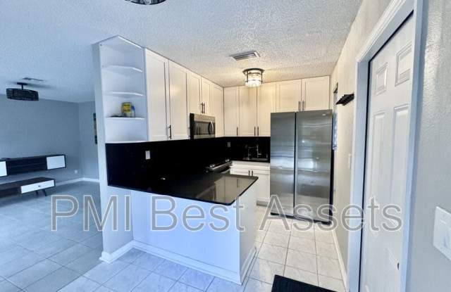 47 SE 13th St - 47 Southeast 13th Street, Dania Beach, FL 33004