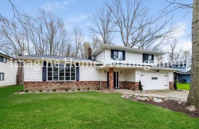 Photo of 33290 Cromwell Drive