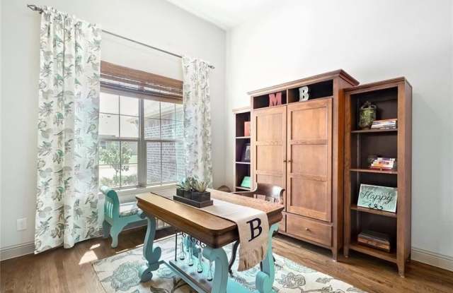 1337 Palestine Drive