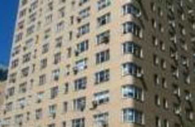 295 Central Park West