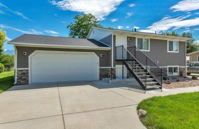 Photo of 570 North 300 East