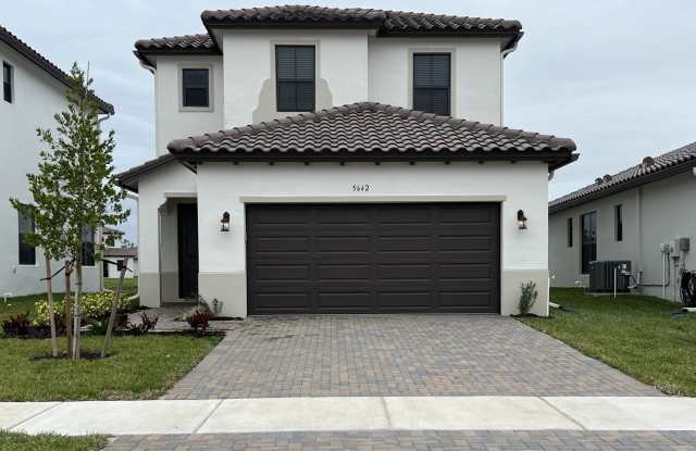 Photo of 5642 Argento Drive