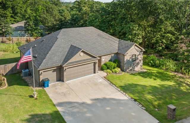 1 Hermitage  LN