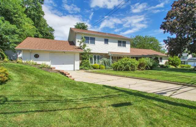 359 Old Town Road
