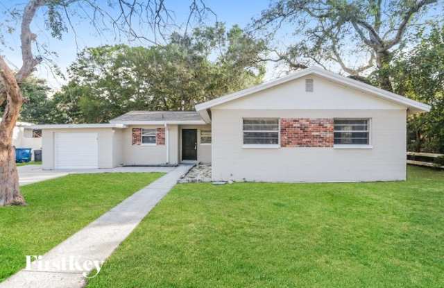 211 West 108th Avenue - 211 West 108th Avenue, Tampa, FL 33612