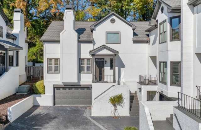 Photo of 4200 Roswell