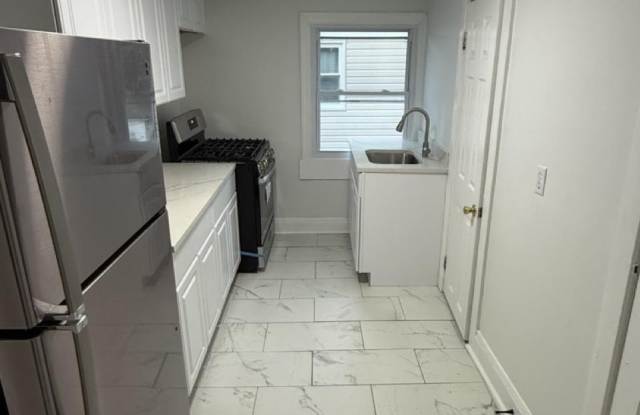 Photo of 125 OSBORNE Road unit: 3