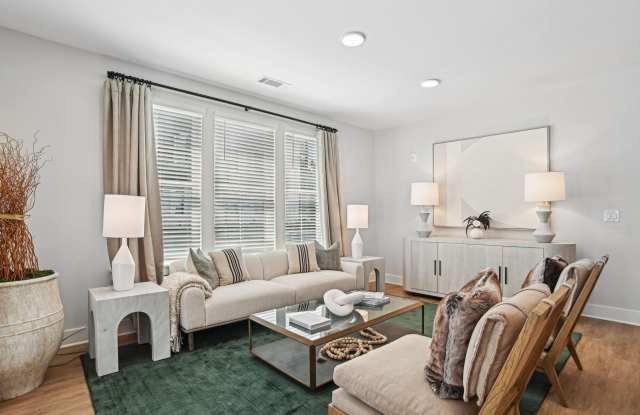 Novel River District