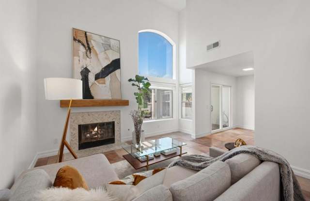 2344 Greenbriar Drive