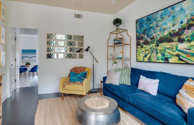 Photo of 414 E Gaston St