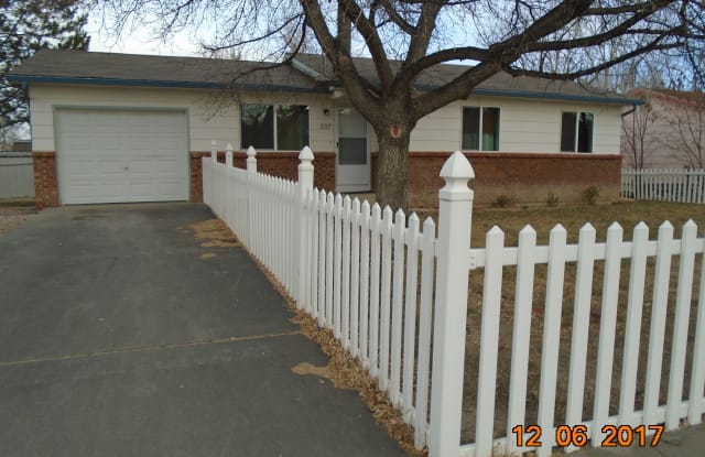 227 Turner Dr - 227 Turner Drive, Cañon City, CO 81212