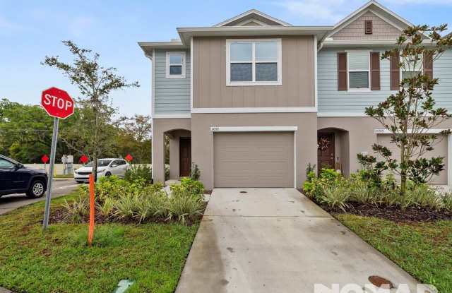 3 Bedroom Townhome in Tampa - 10911 Flying Squirrel Avenue, Mango, FL 33610