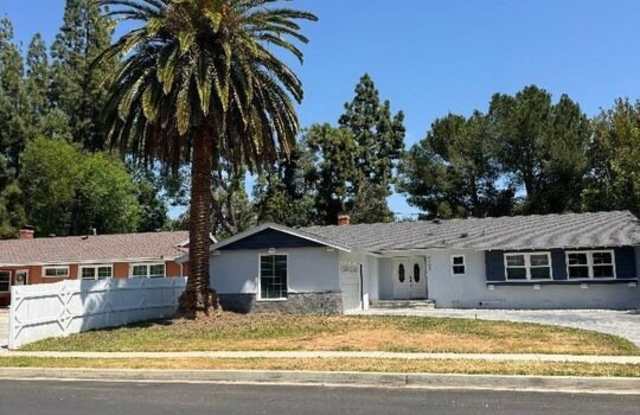 Photo of 8408 Fable Ave