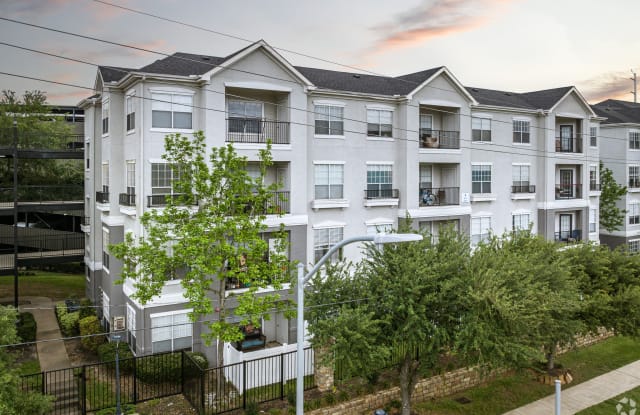 Photo of Villas at Hermann Park