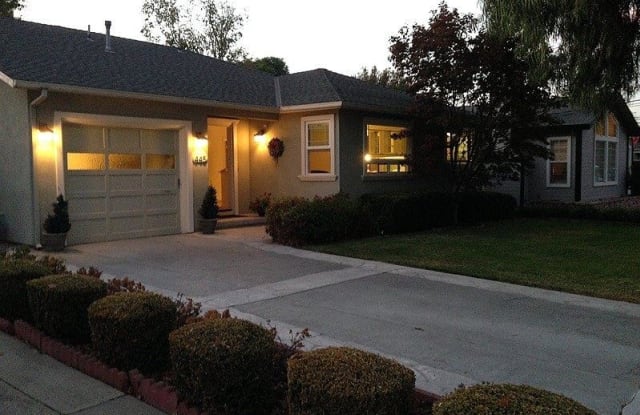 445 Kenmore Avenue - 445 Kenmore Avenue, Sunnyvale, CA 94086