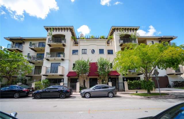 300 Majorca Ave