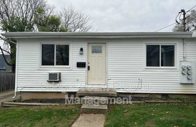 Photo of 1834 Roslyn Avenue