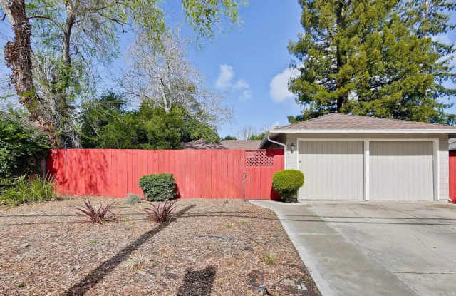 Spacious  Bright Home Close to Parks, Schools, Shopping and More! - 907 Embarcadero Road, Palo Alto, CA 94303