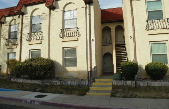 Photo of 823 Country Club Drive SE unit: 1C