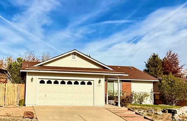 Photo of Beautiful 3 Bedroom Home in Northwest Reno