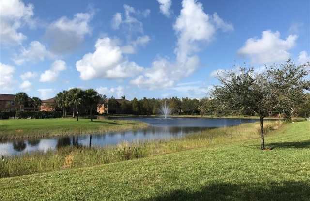 3783 Pino Vista Way unit: 201