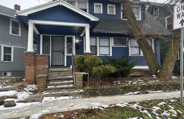 Photo of 3 Bedroom House