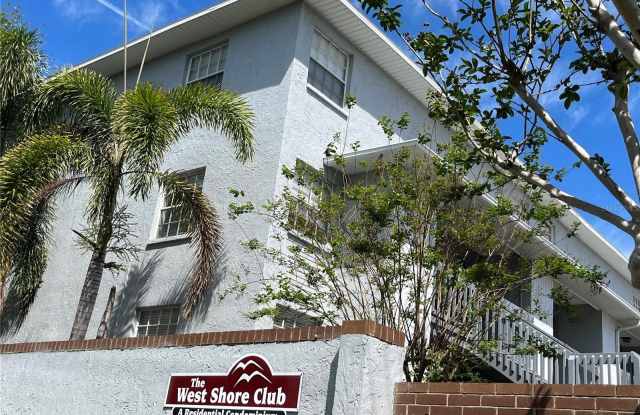 4902 W GANDY BOULEVARD