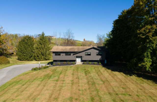 Photo of 1473  Hollow Road