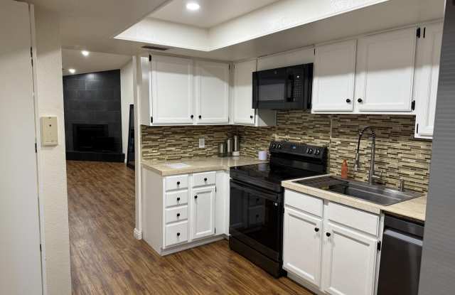 Photo of 3033 N 37TH Street unit: 12