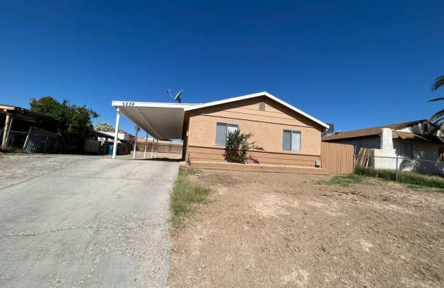 A Very Nice and Clean 3 Bedroom Single Story House in East Las Vegas. NO HOA!!! - 5239 Erin Circle, Whitney, NV 89122