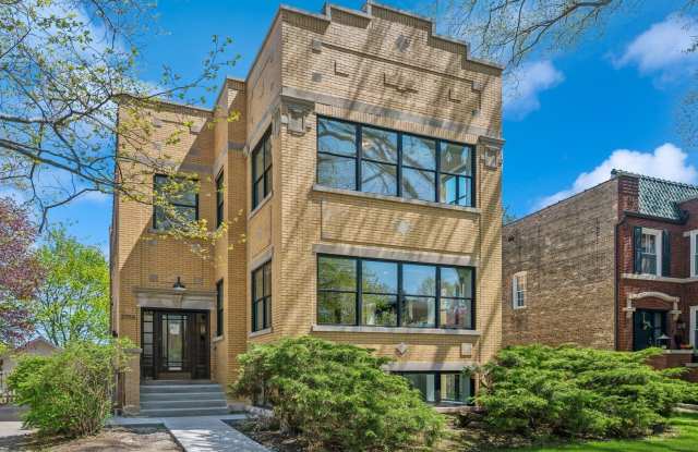 2755 Eastwood Avenue