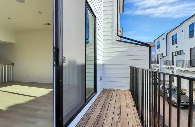 Stunning New Construction Townhome for Rent in Ballantyne