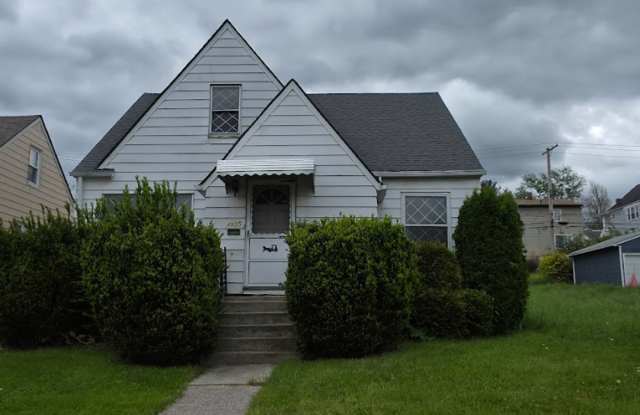 $300 OFF FIRST MONTH'S RENT! Single Family Home 3 Bedroom and 1 Bath For Rent