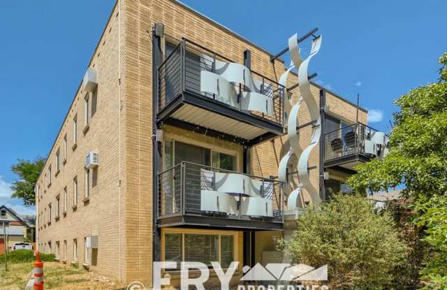 Great Condo in West Wash Park