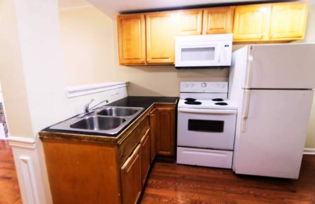 2226 N Sydenham Street